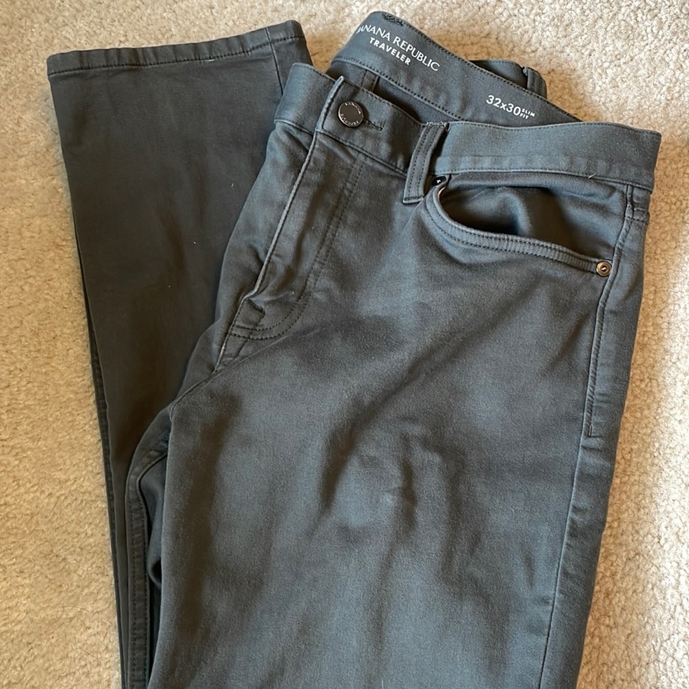 Banana republic traveler pant!